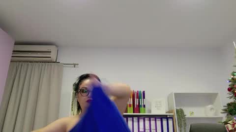 Snapshot of rubiharper chatting on 12.16.25 Rubi online show from 12.16.25