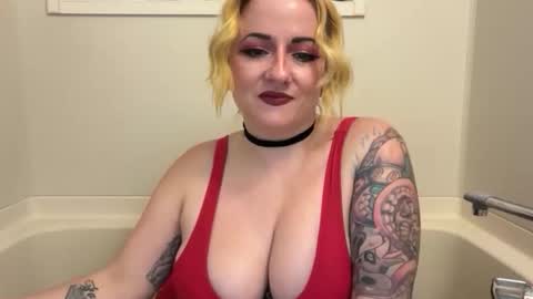 Snapshot of ruby_sunrise chatting on 05.02.26 ruby_sunrise online show from 05.02.26