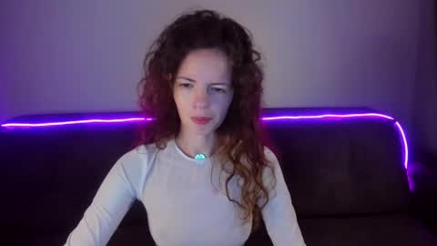 Snapshot of rubyattwood chatting on 05.14.26 rubyattwood online show from 05.14.26