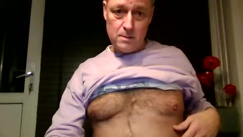 Snapshot of rudeski chatting on 01.05.25 rudeski online show from 01.05.25