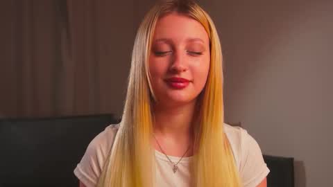 Mila online show from 10.18.25