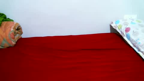 Snapshot of rukaia chatting on 01.18.25 sasha online show from 01.18.25