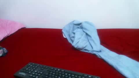 Snapshot of rukaia chatting on 03.10.25 sasha online show from 03.10.25