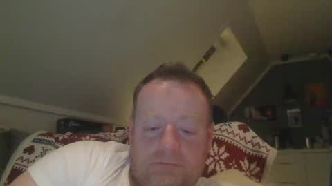 Snapshot of runepetter chatting on 01.15.25 bignorwegian online show from 01.15.25