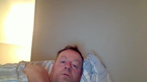 Snapshot of runepetter chatting on 01.17.25 bignorwegian online show from 01.17.25