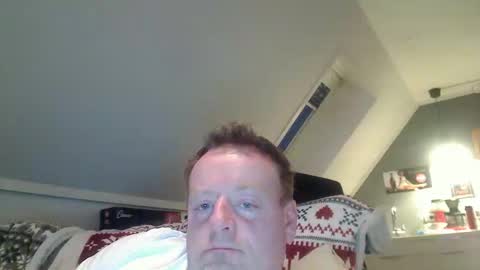 Snapshot of runepetter chatting on 01.22.25 bignorwegian online show from 01.22.25