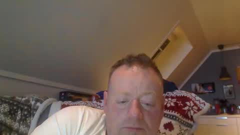 Snapshot of runepetter chatting on 01.27.25 bignorwegian online show from 01.27.25