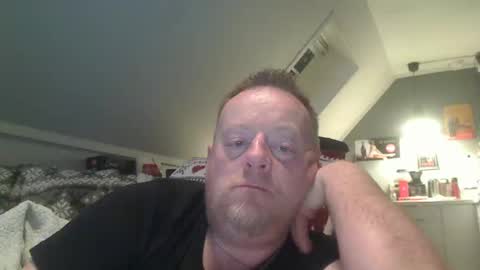 Snapshot of runepetter chatting on 02.01.25 bignorwegian online show from 02.01.25