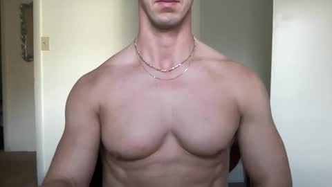 Snapshot of runfasterxo chatting on 12.01.25 runfasterxo online show from 12.01.25