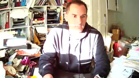 Snapshot of runner1978 chatting on 11.19.25 runner1978 online show from 11.19.25