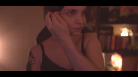 Elena online show from 11.14.25