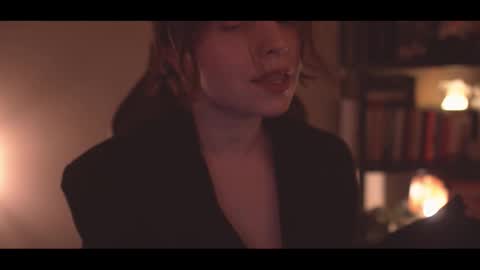 Elena online show from 11.19.25