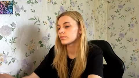 Snapshot of rusmedium chatting on 07.02.26 Lisa and Vlad online show from 07.02.26
