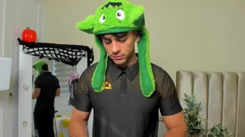 Russ online show from 09.23.25