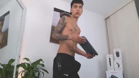  R U S S E L L  online show from 02.16.26