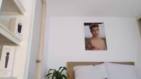  R U S S E L L  online show from 03.13.26