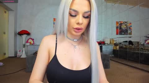 Ava online show from 01.02.25