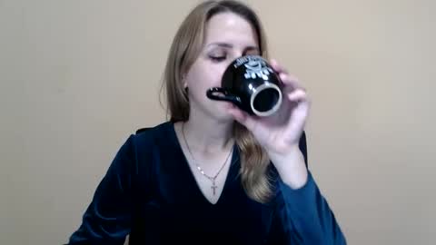 Snapshot of ruthpark chatting on 10.12.25 Ruth online show from 10.12.25