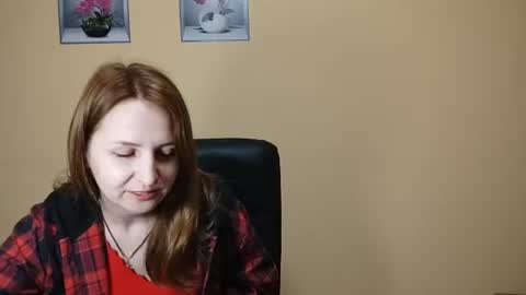 Snapshot of ruthpark chatting on 06.15.26 Ruth online show from 06.15.26
