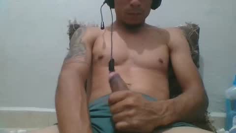 Snapshot of rvr1601 chatting on 10.23.25 rvr1601 online show from 10.23.25