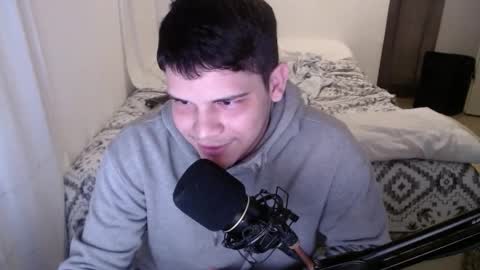 Snapshot of rx7900xtx chatting on 12.01.25 rx7900xtx online show from 12.01.25