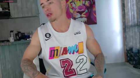 Ryan Blue ig ryannblue online show from 12.14.25