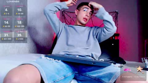 Ryannhill  online show from 12.23.24