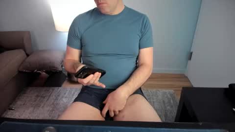 Snapshot of ryanontour chatting on 02.05.26 Ryan in NYC online show from 02.05.26