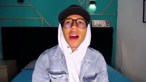 RyanPricee online show from 01.08.25