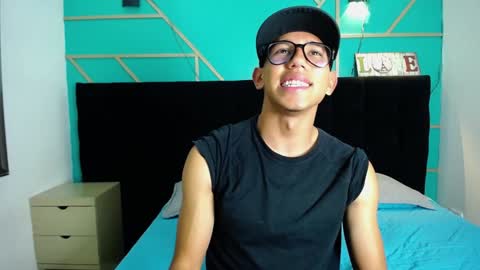 RyanPricee online show from 01.11.25