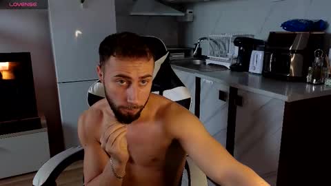 ryanstorm1 online show from 11.10.25