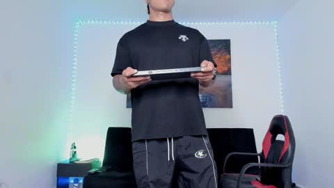 ryanwhite3 online show from 02.03.26