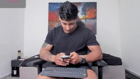 ryanwhite3 online show from 04.01.26