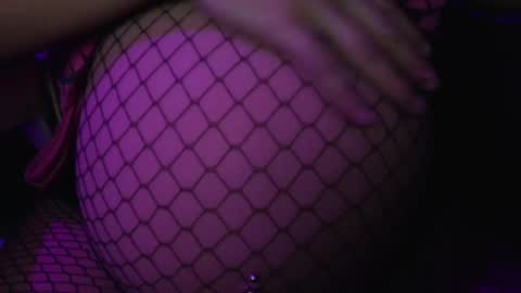 Snapshot of rynn_x chatting on 05.14.26 SINGLE WIDOWED MOM online show from 05.14.26