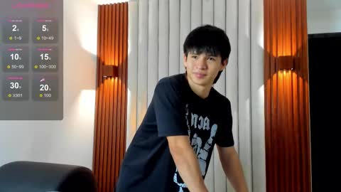 Ryo Kush online show from 11.04.25