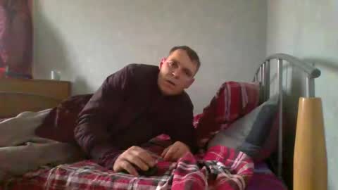 Snapshot of rytas02 chatting on 02.21.25 arte online show from 02.21.25