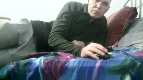 Snapshot of rytas02 chatting on 02.24.25 arte online show from 02.24.25