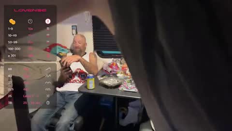 Snapshot of rytracey2024 chatting on 09.21.25 RyTracey2024 online show from 09.21.25