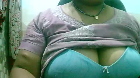 HotLovers online show from 10.15.25