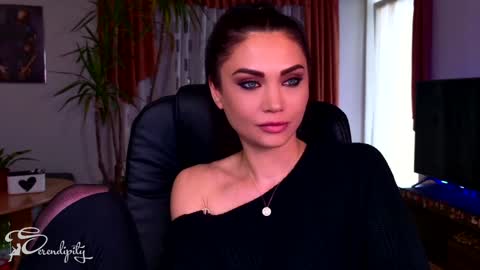 Snapshot of s3r3ndipity chatting on 12.19.24 Y online show from 12.19.24