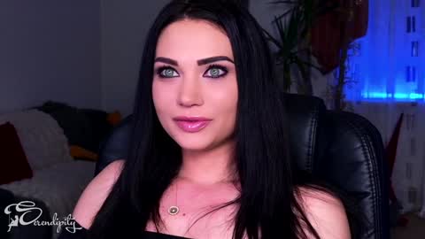 Snapshot of s3r3ndipity chatting on 02.04.25 Y online show from 02.04.25