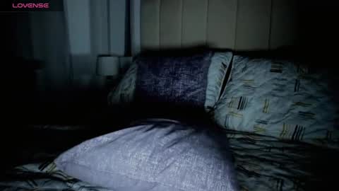 Snapshot of s_crosby chatting on 01.12.25 Zara online show from 01.12.25