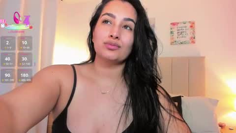 Snapshot of s_crosby chatting on 09.19.25 Zara online show from 09.19.25