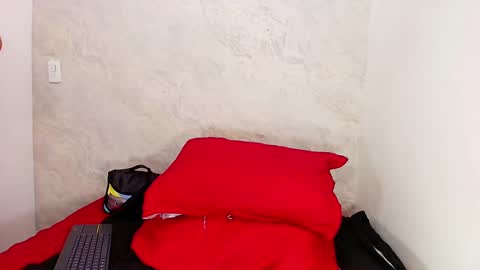 Snapshot of s_sofia_ chatting on 02.19.25 s_sofia_ online show from 02.19.25