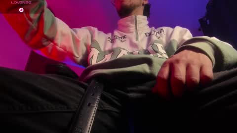 Snapshot of s_sven chatting on 12.19.25 Steven Independent online show from 12.19.25