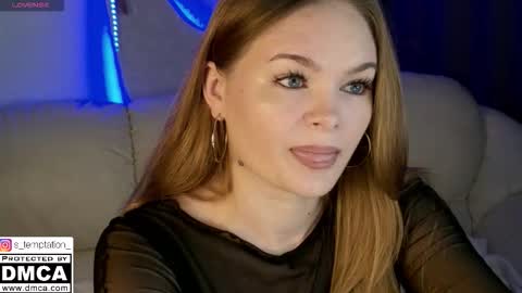 Snapshot of s_temptation chatting on 10.31.25 Sonya online show from 10.31.25
