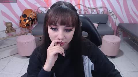 Sabrina online show from 10.27.25