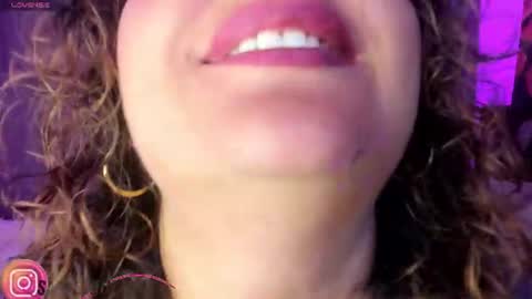 Snapshot of saara__queen chatting on 06.20.26 saara__queen online show from 06.20.26
