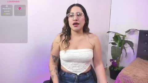 saaya_tay online show from 09.26.25
