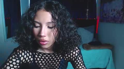 Snapshot of sabaha_ chatting on 12.18.24 S A B A H A online show from 12.18.24